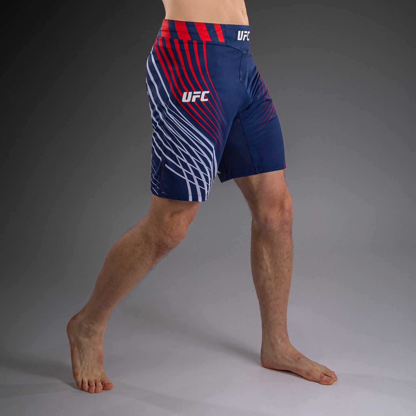 UFC Freedom 250 by Venum メンズ Custom Authentic Fight Night ファイトショーツ ロングフィット - ブルー