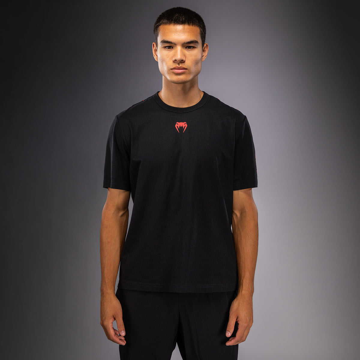 Venum Amazonia Reborn Tシャツ - ブラック/レッド