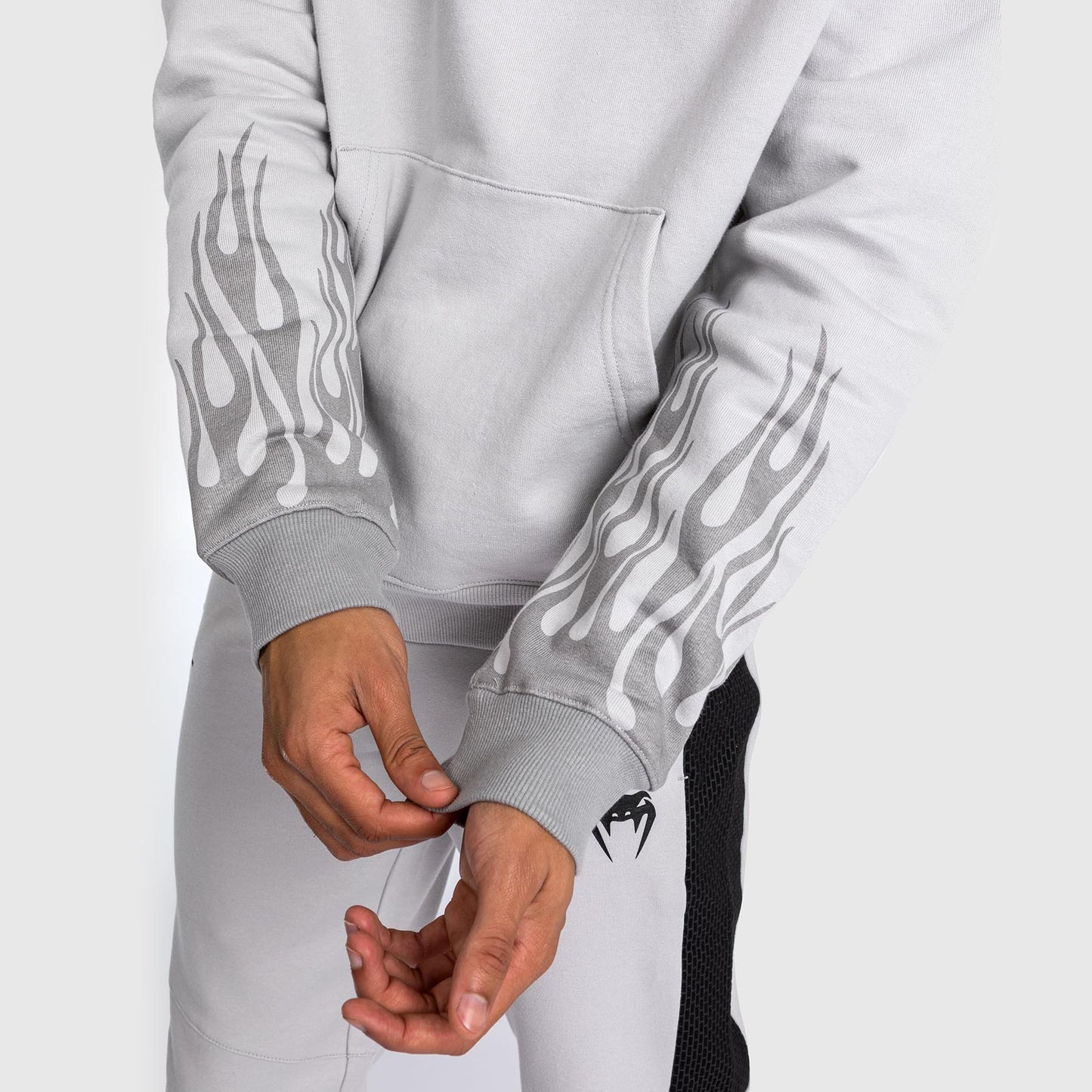 Venum x Dodge Demon 170 プルオーバー・パーカー - グレー