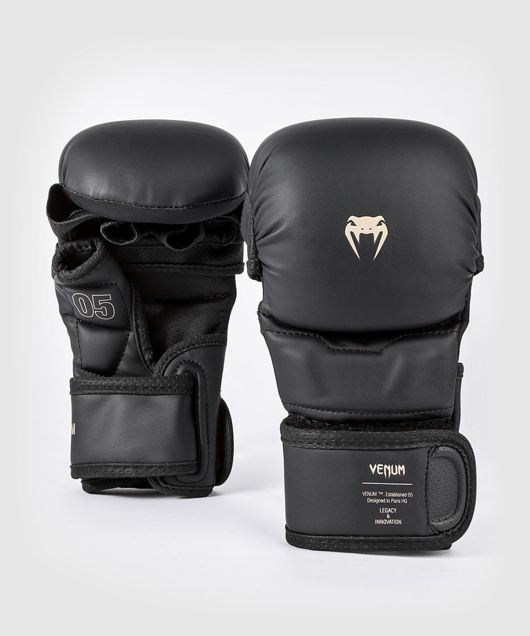 Venum Impact Evo スパーリング用MMAグローブ - ブラック