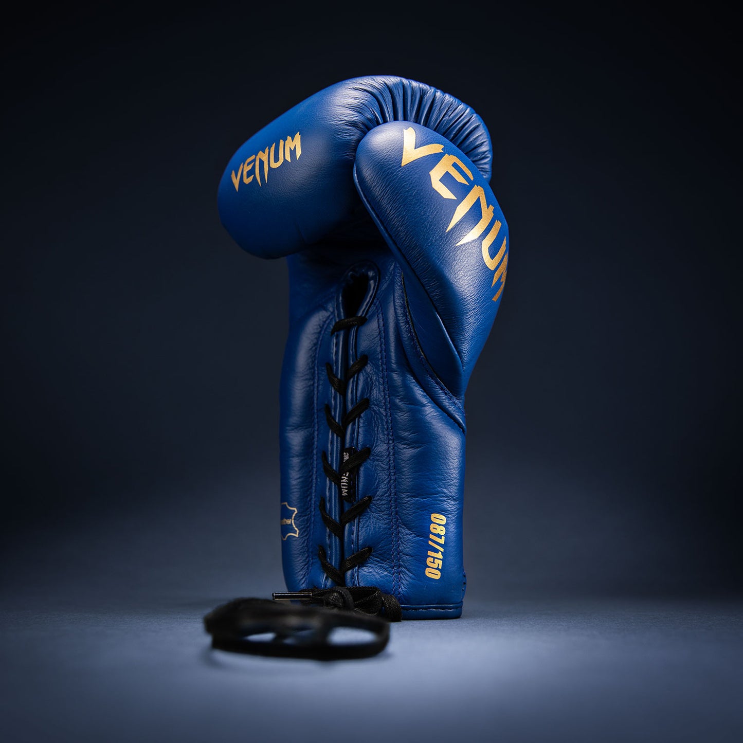 Venum Giant 2.0 Khamzat Chimaev Pro ボクシンググローブ - ブルーゴールド