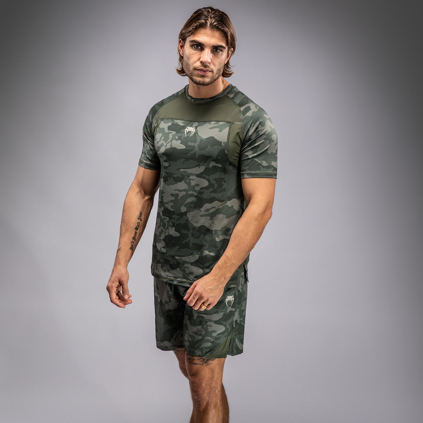 Venum G-Fit Air ドライテックTシャツ メンズ - アーミーカモ