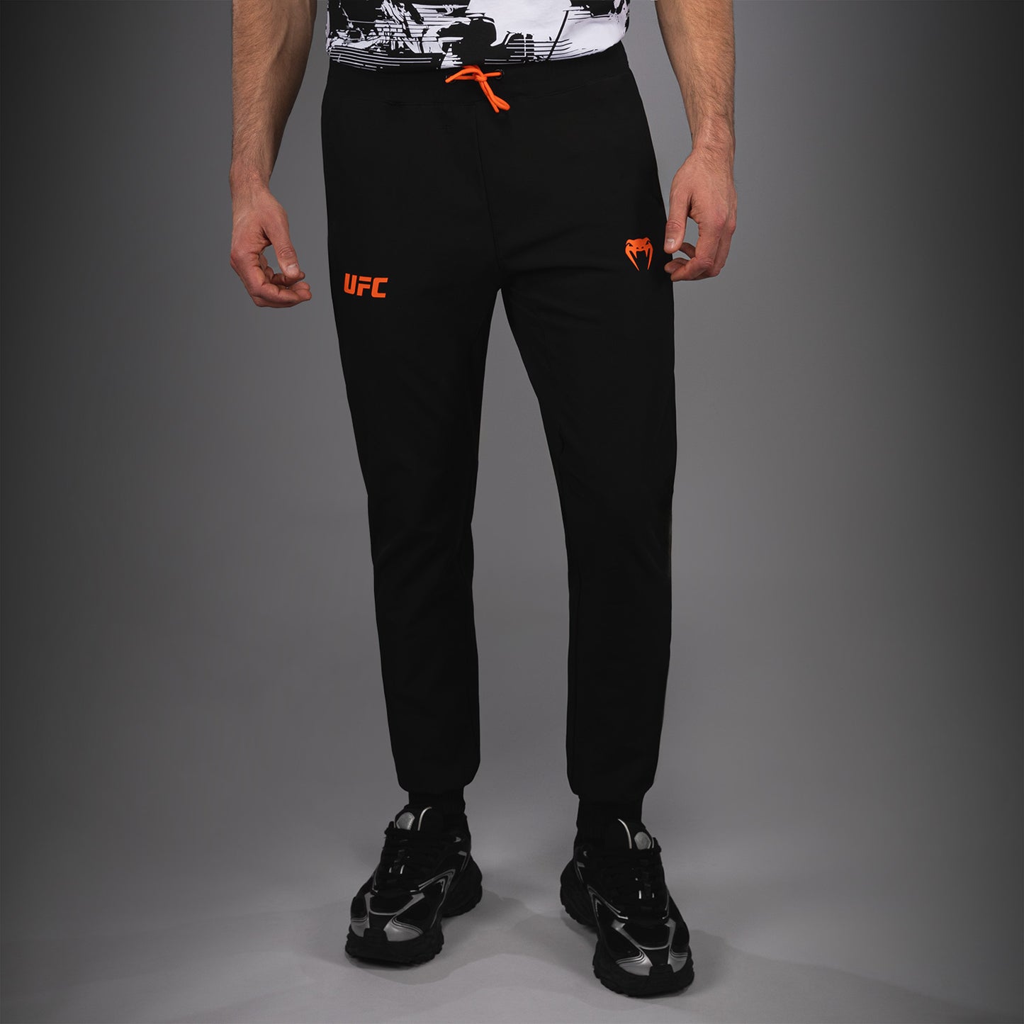 UFC Zenith by Venum Authentic Fight Week パンツ メンズ - ブラック