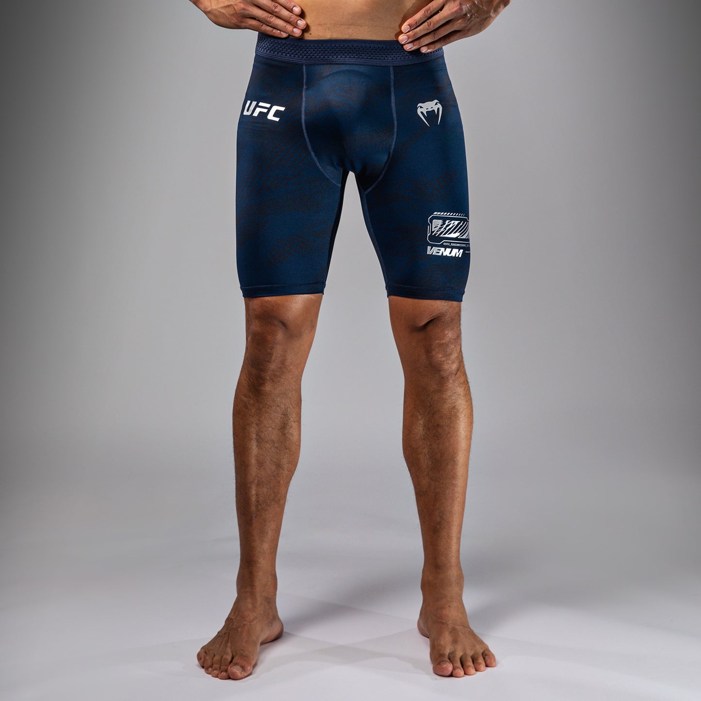 UFC Fusion by Venum Fight Week ヴァレトゥードショーツ（男性用） - オーシャニックブルー