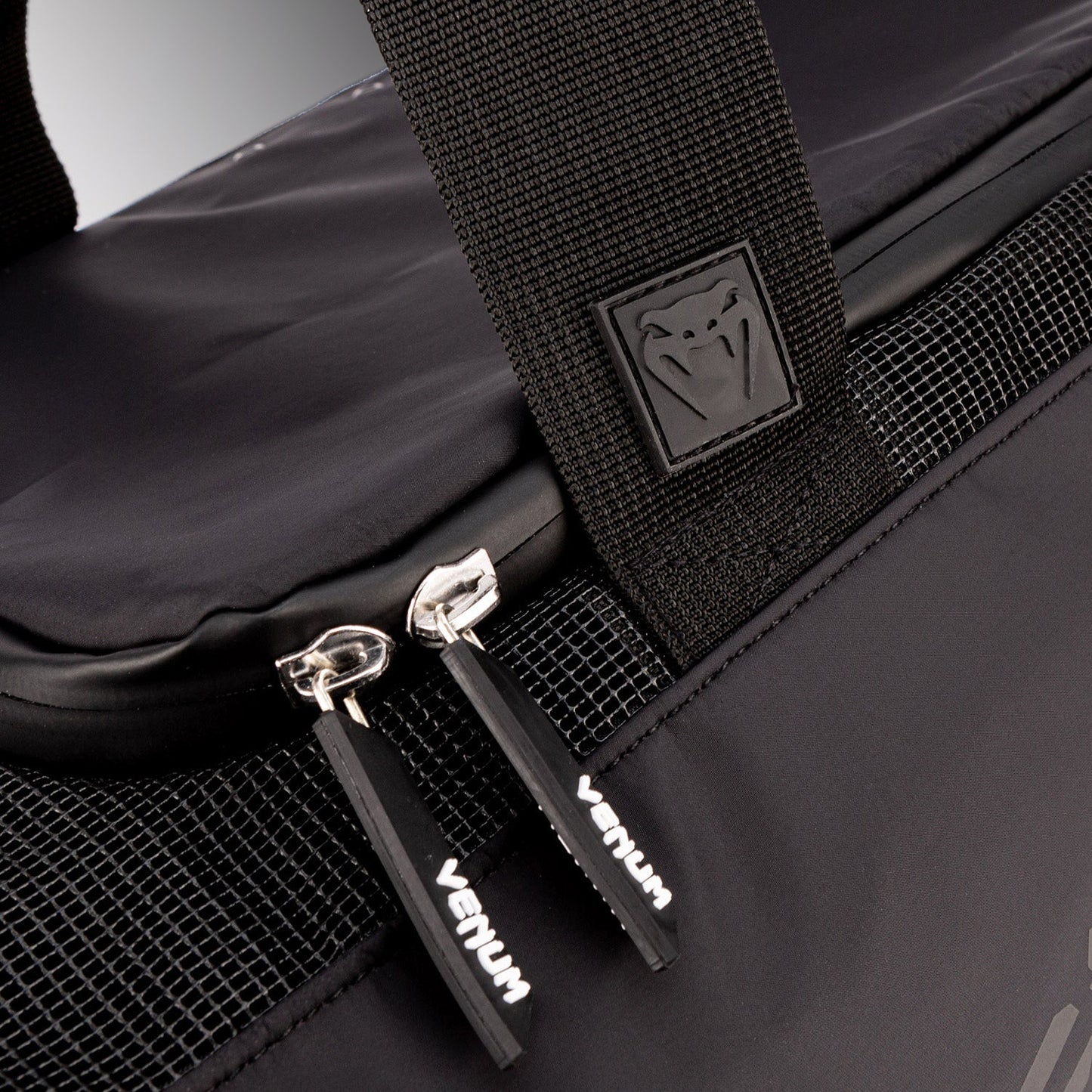Venum Trainer Lite Evo スポーツバッグ