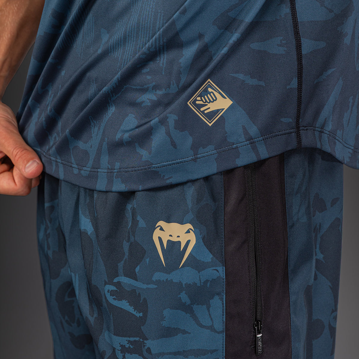 Jujutsu Kaisen x Venum Fushiguro ドライテックTシャツ – オーシャングリーン