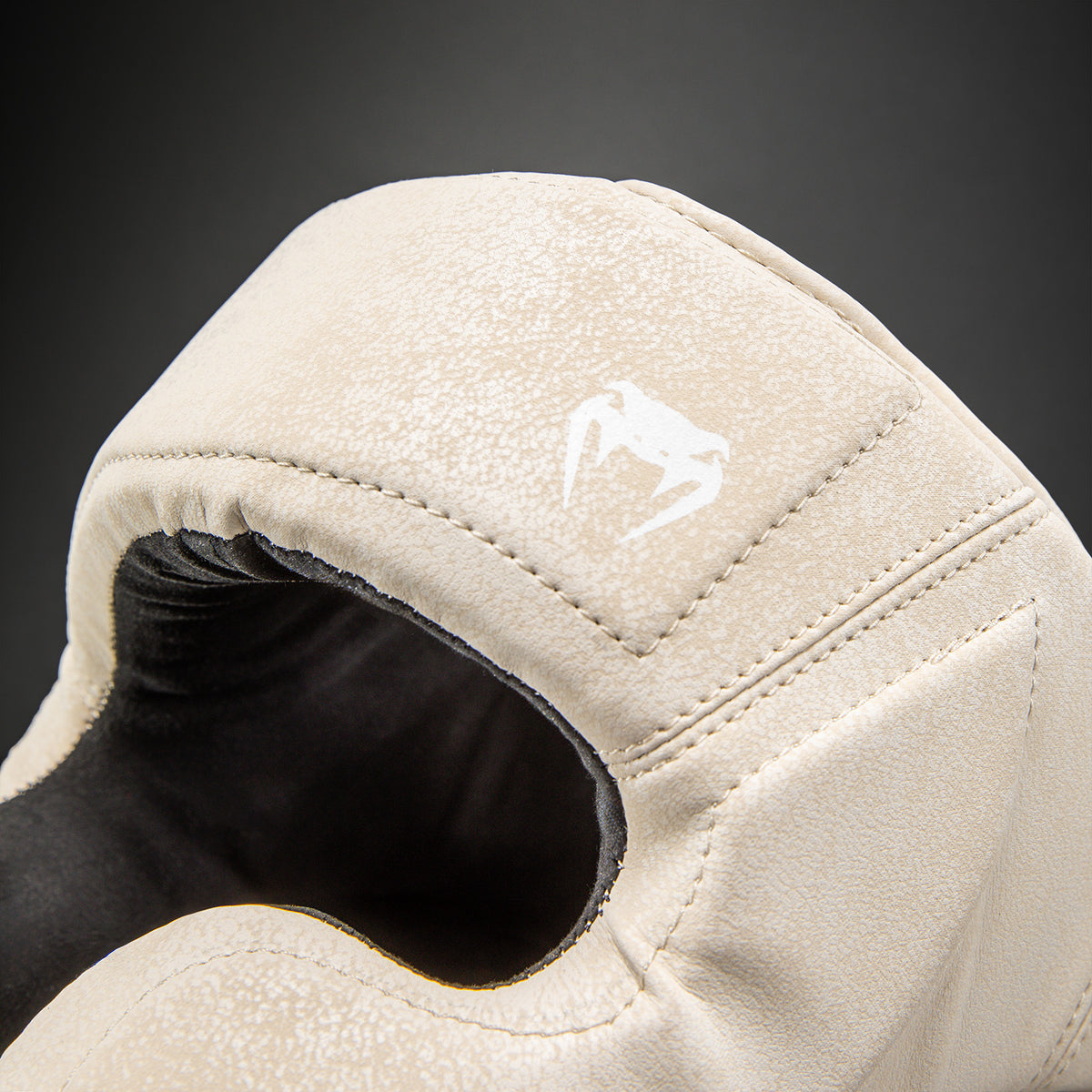 Venum Stone 2.0 ヘッドギア – サンド