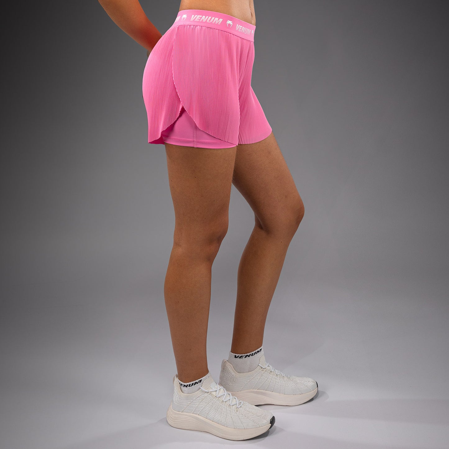 Venum Flowfit レディーストレーニングショーツ - キャンディピンク