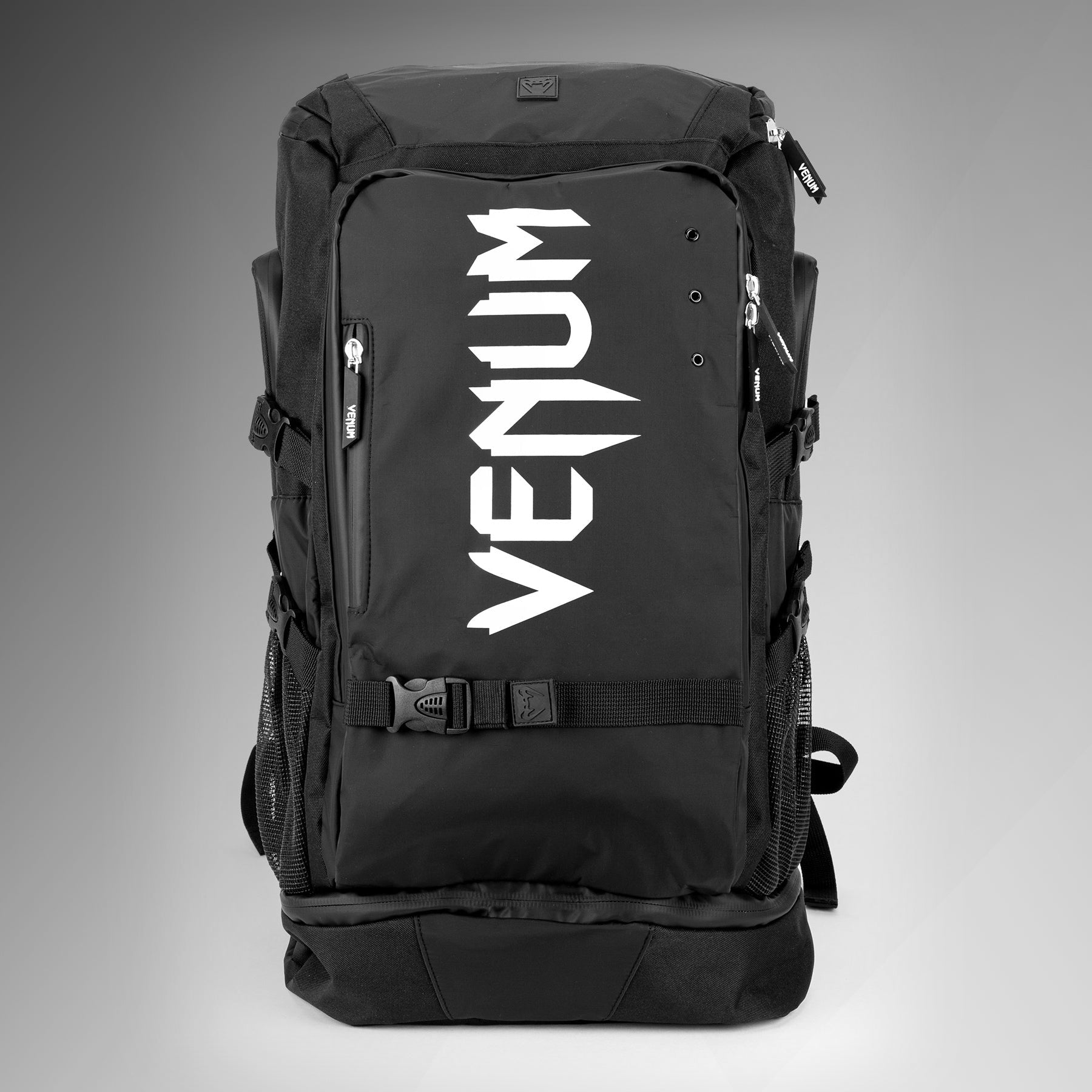 VENUM チャレンジャーエクストリームEVOバックパック- ブラック/ホワイト 27cf24b3a15bd6182e2901a9f7be6b