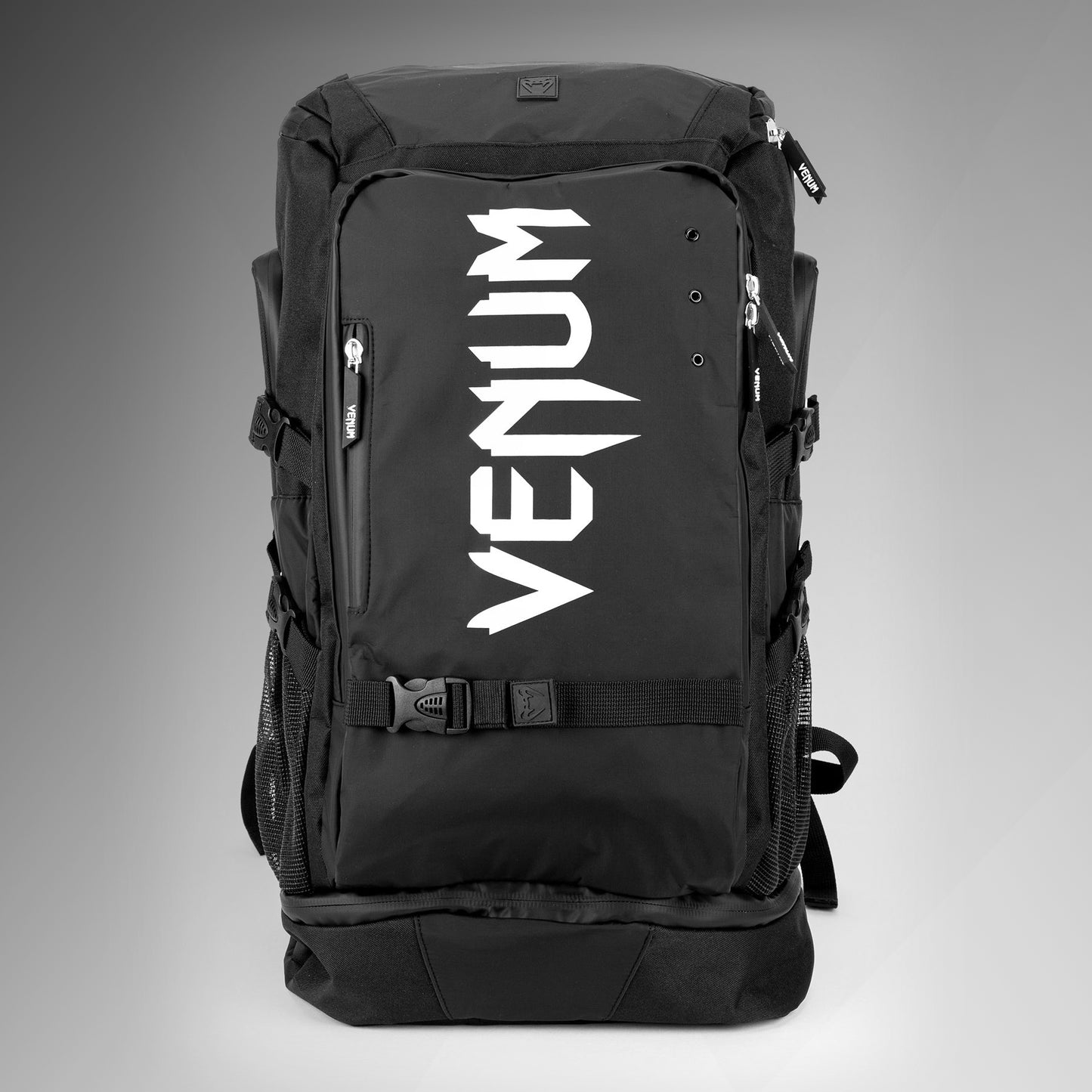 Venum Challenger Xtrem Evo バックパック- ブラック/ホワイト