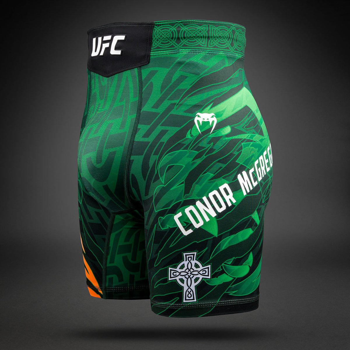 UFC Unrivaled by Venum コナー・マクレガー メンズ ヴァレ・トゥード ショーツ - グリーン