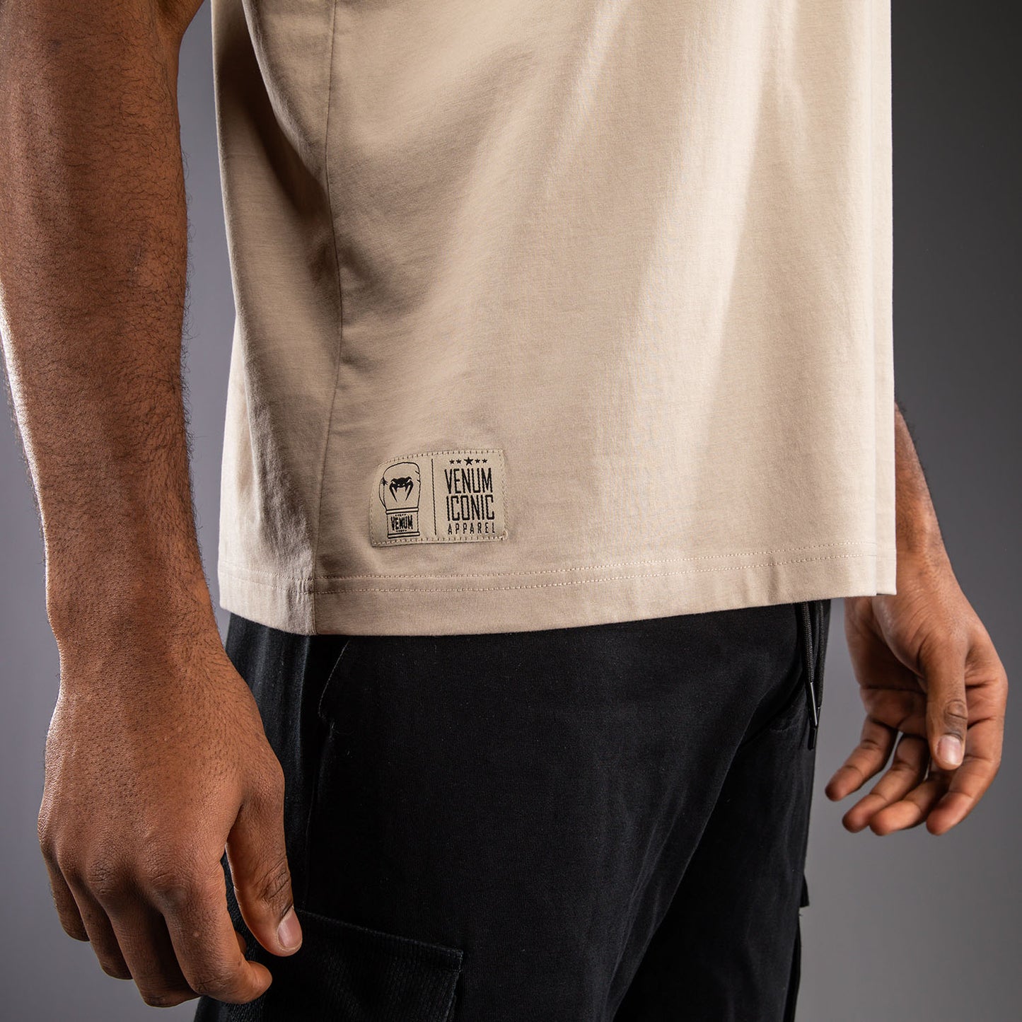 Venum Fight Icon コットンTシャツ - ベージュ