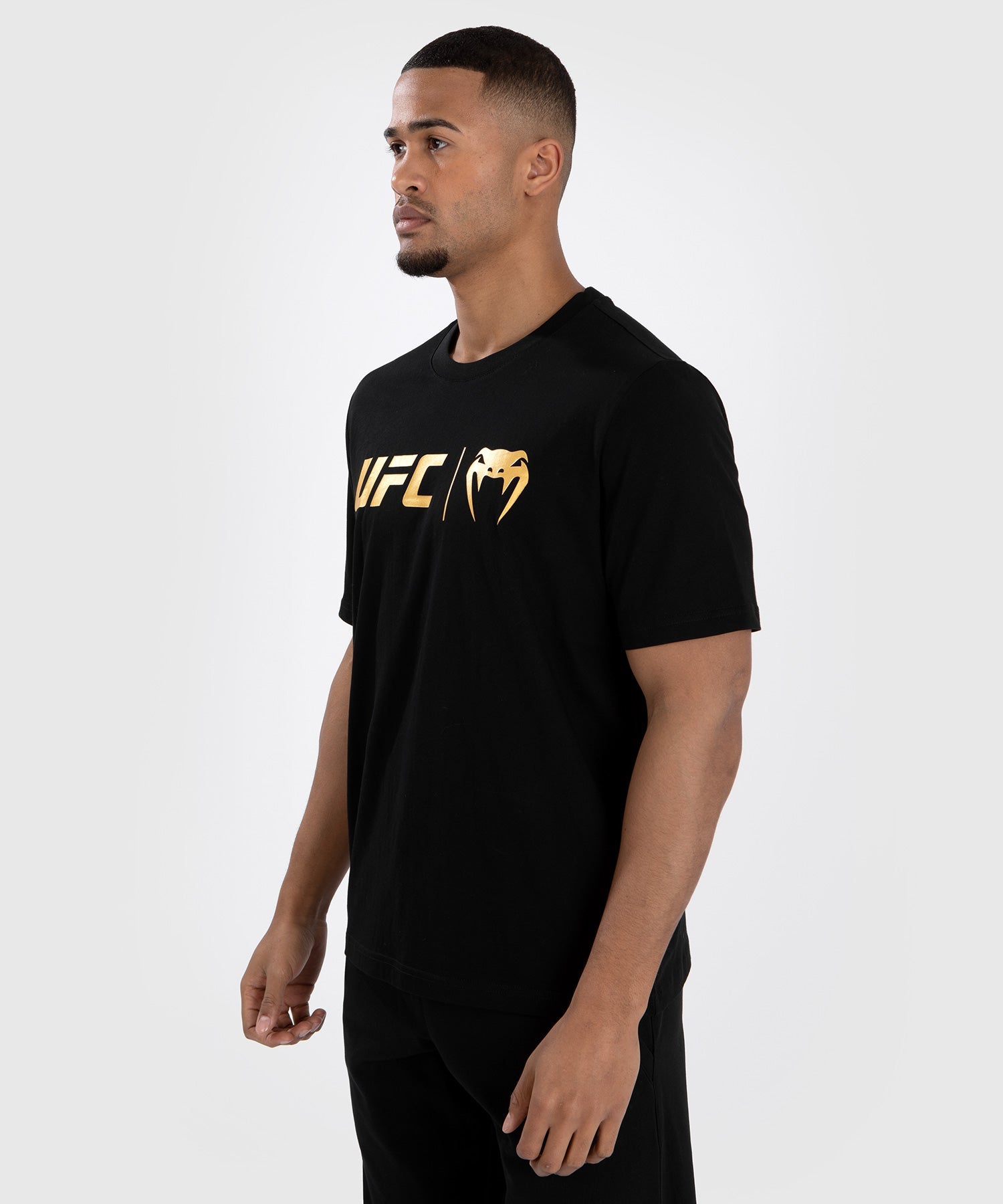 TAPOUT 格闘技 UFC ロゴ Tシャツ 3XL 半袖 ゴールド USA古着の