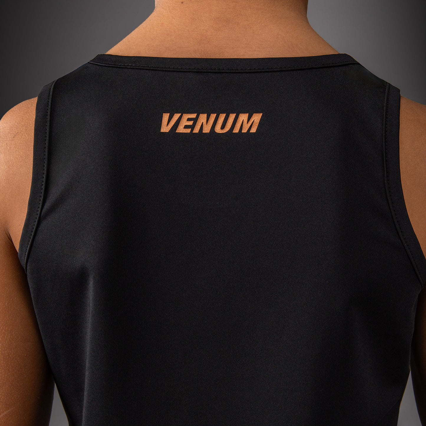 Venum Contender タンクトップ – ブラック/ゴールド
