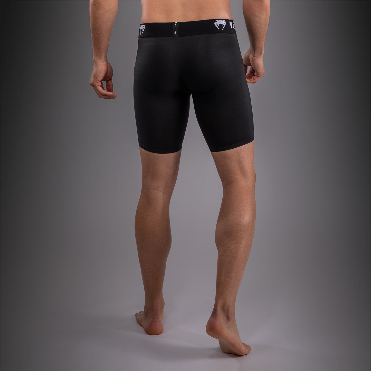 Venum UFC Unity by Venum Authentic Fight Week メンズ テクニカル コンプレッションショーツ - ブラック