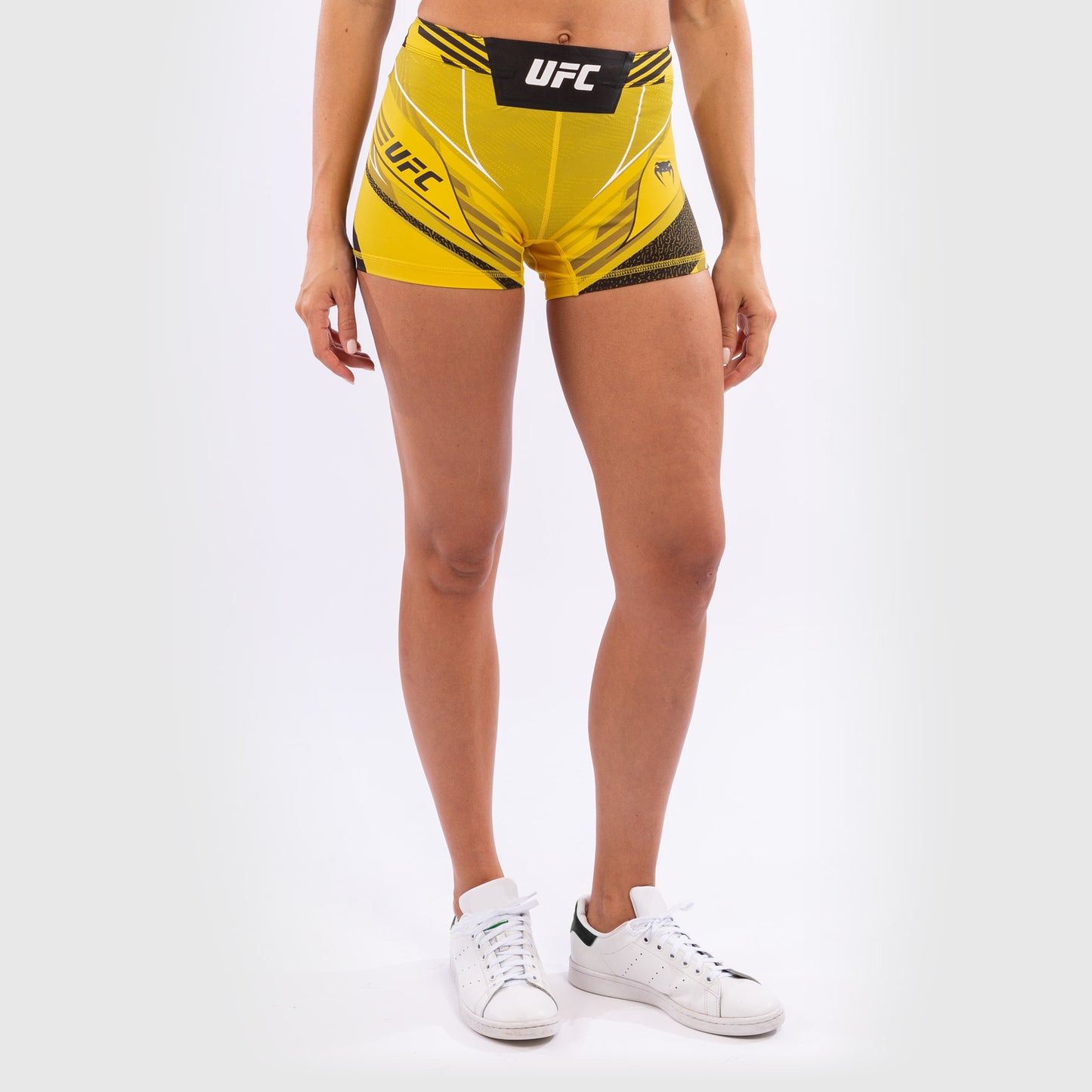 UFC VENUM本物のファイトナイトウィメンズバーリトゥーショート-ショートフィット - 黄