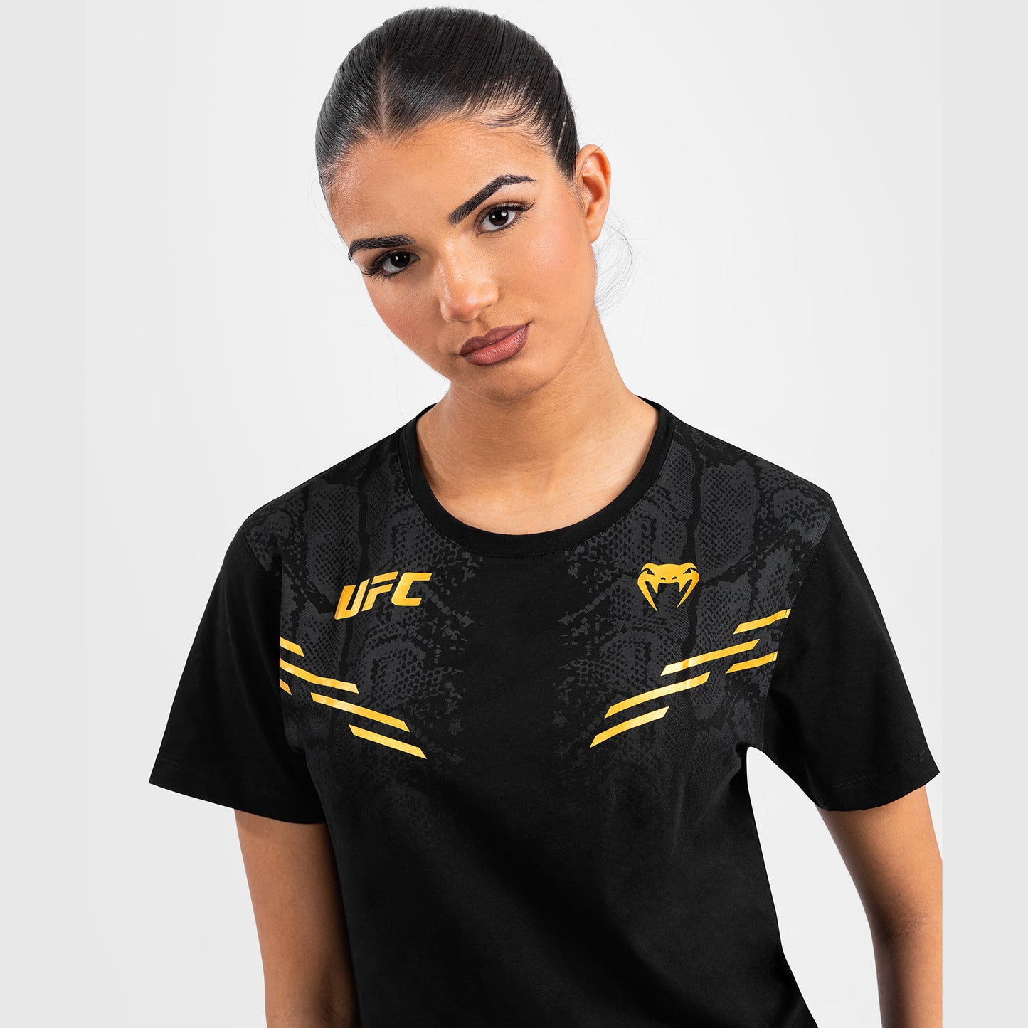 UFC Adrenaline by Venum Replica 女性用半袖Tシャツ - Champion