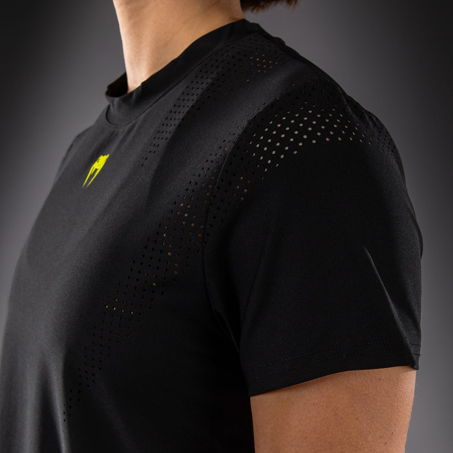 Venum Lazer レディース ドライテックTシャツ - ブラック/イエロー