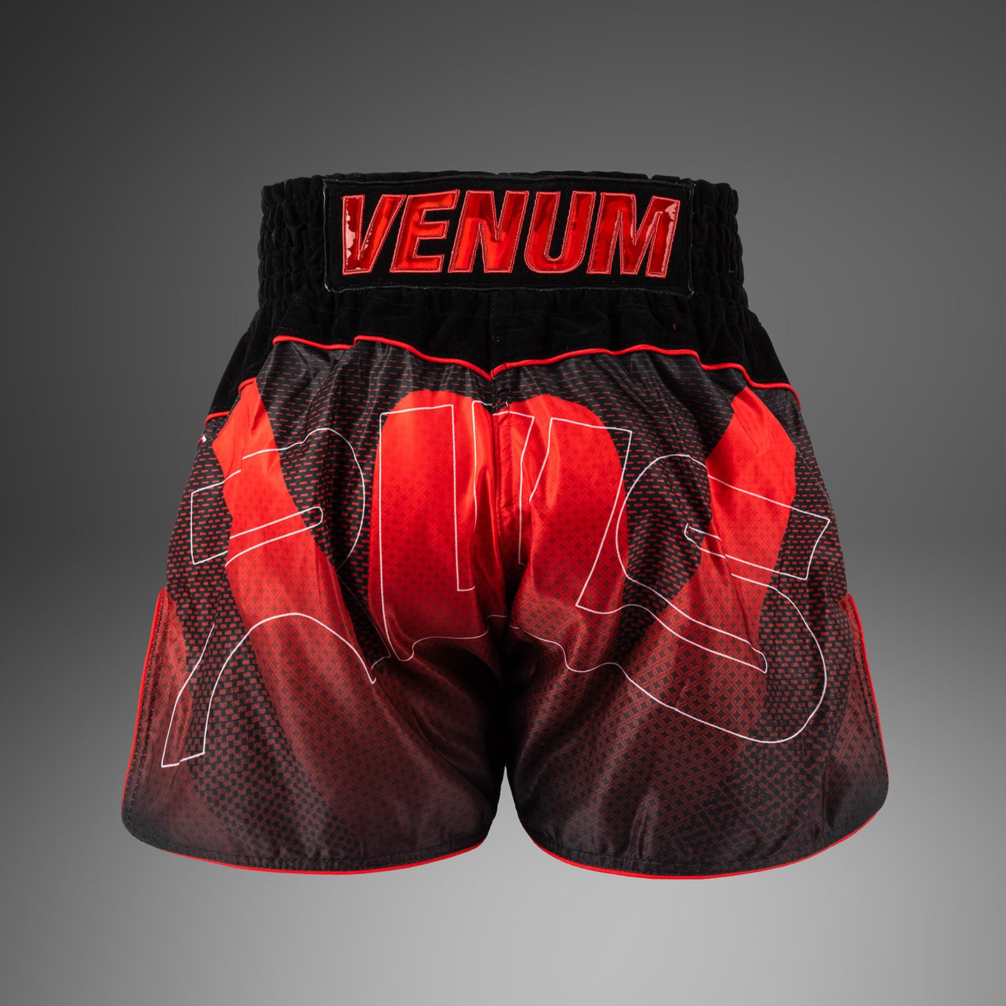 Venum x RWS 2.0 ムエタイショーツ – ブラック/レッド