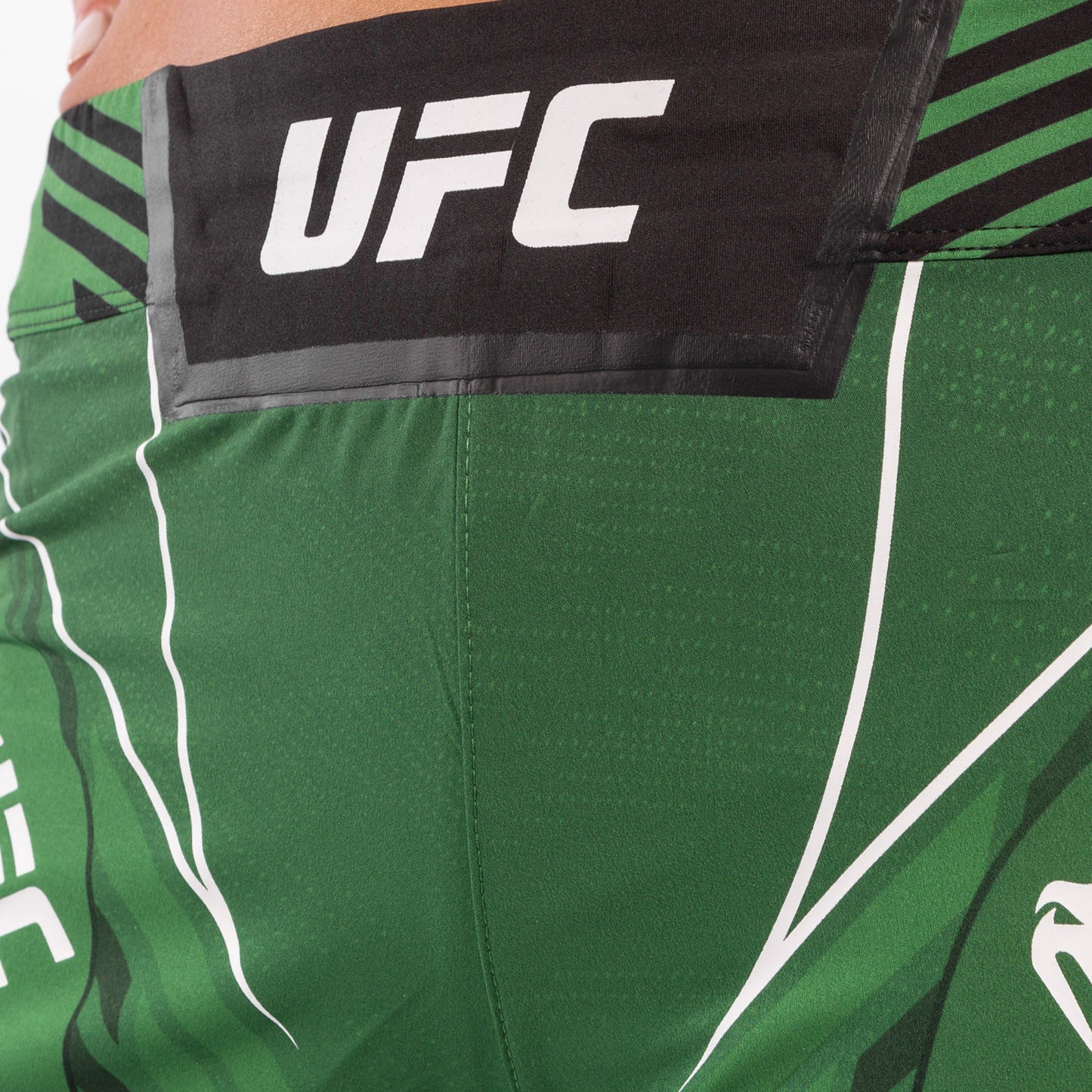 UFC VENUM本物のファイトナイトウィメンズショート-ロングフィット - 緑