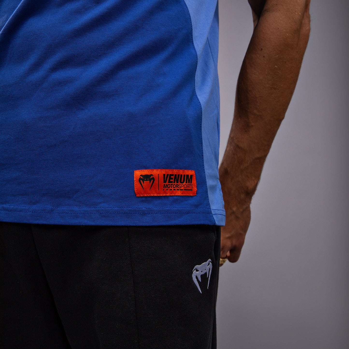 Venum Motorsport - ロイヤルブルー コットンポロシャツ