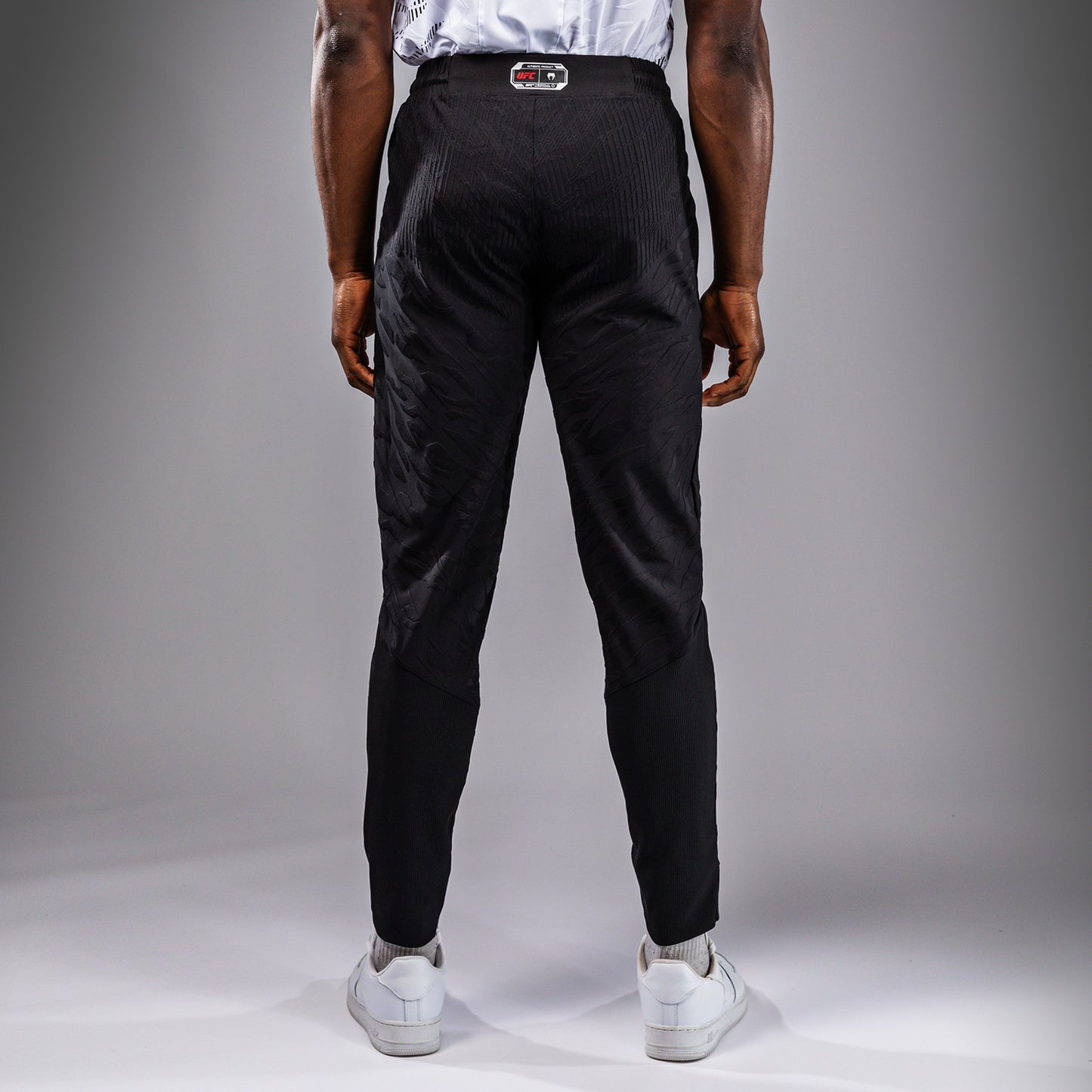 UFC Fusion by Venum Authentic Fight Night パンツ（男性用） - ブラック