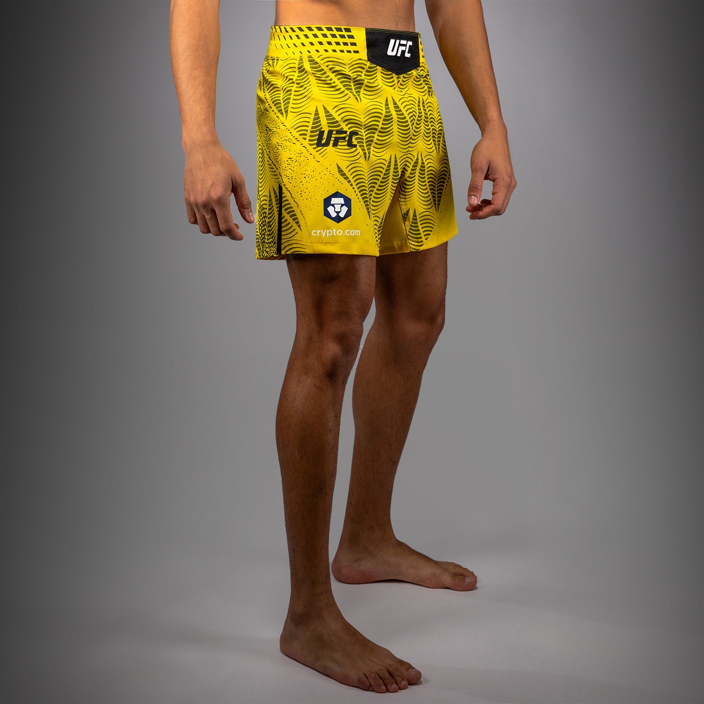 UFC Zenith by Venum Authentic Fight Night ショートフィットファイトショーツ メンズ - イエロー