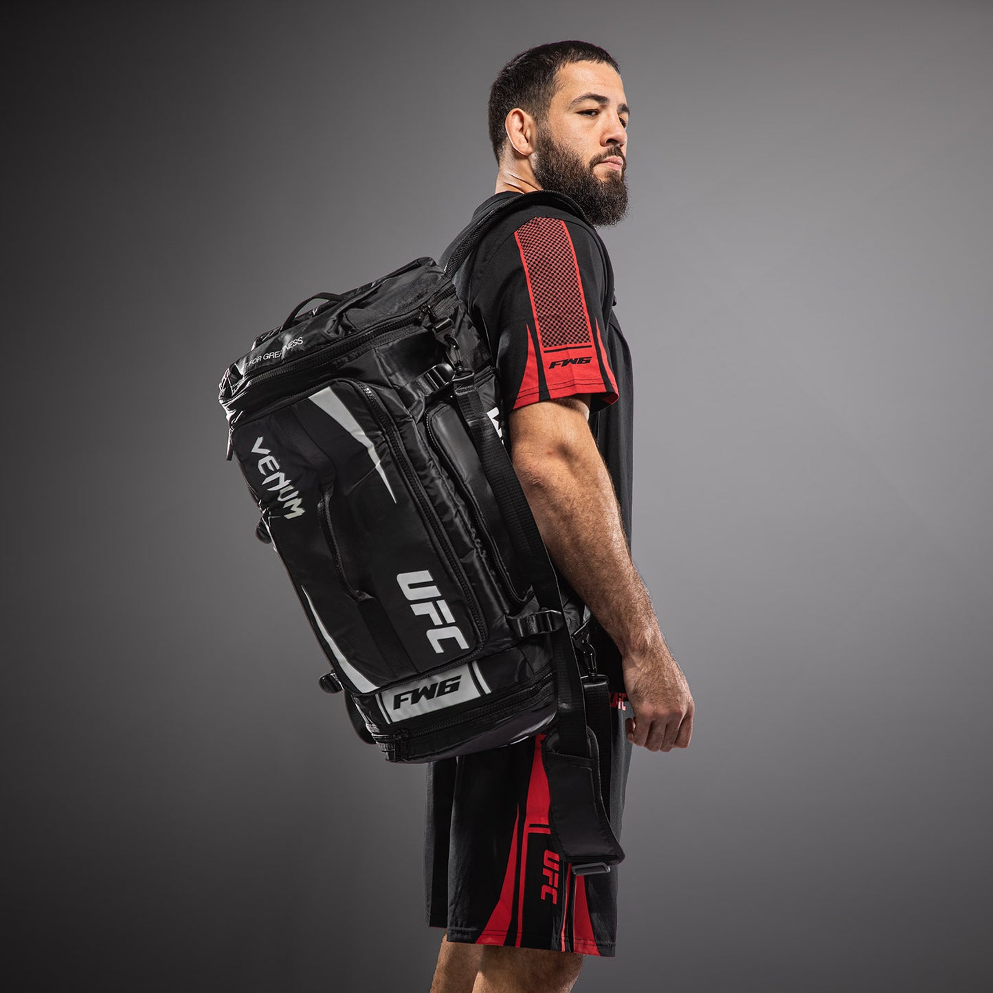 UFC Unity by Venum Authentic Fight Week ギアバッグ – ブラック/ホワイト