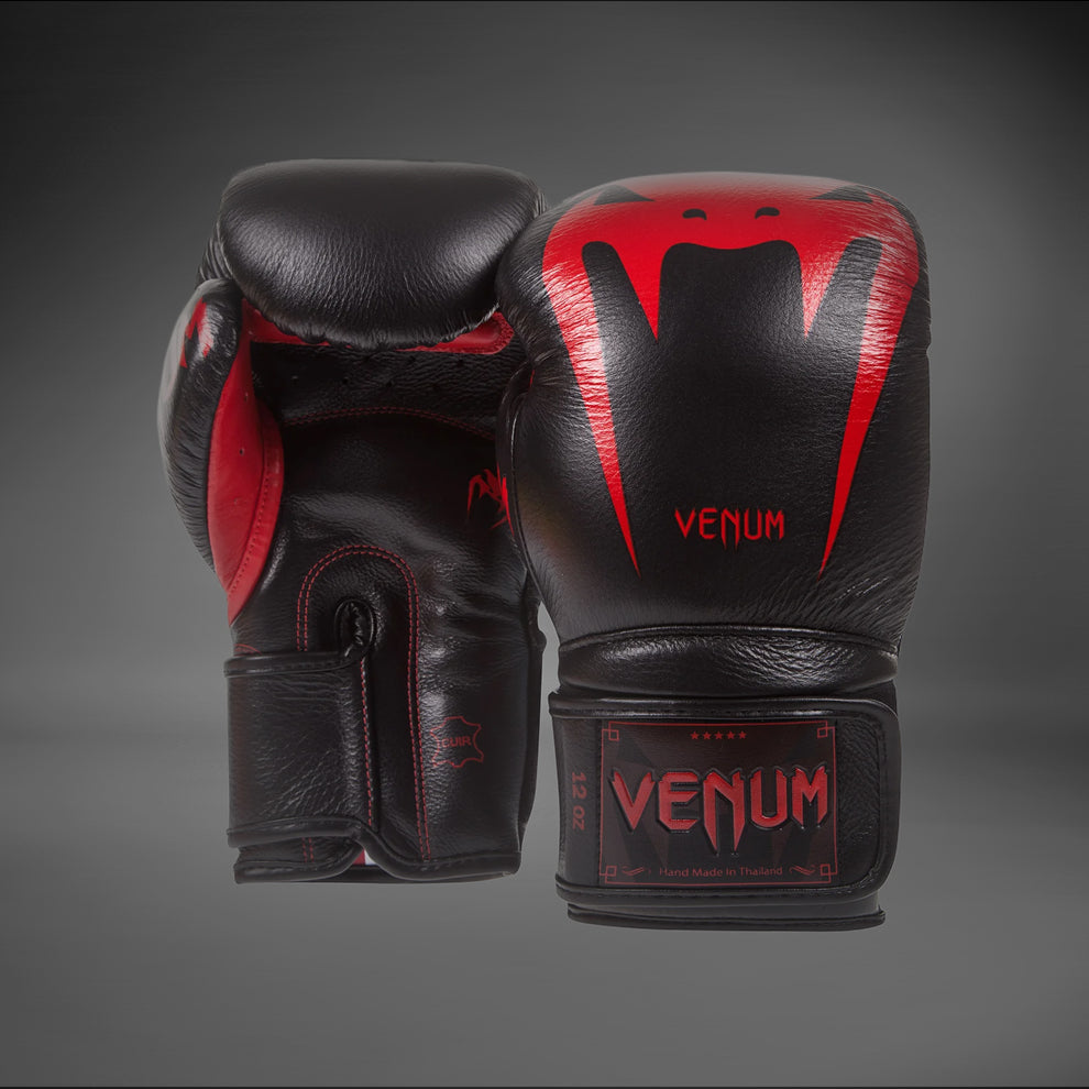 Venum Giant 3.0 ボクシンググローブ - ナッパレザー