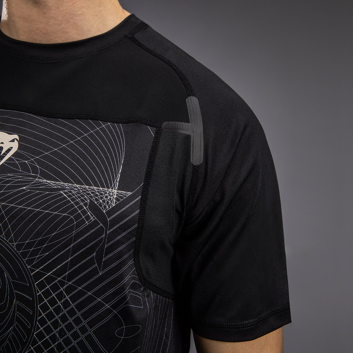 Venum G-Fit Air ドライテックTシャツ メンズ - ディープブラック/デザートサンド