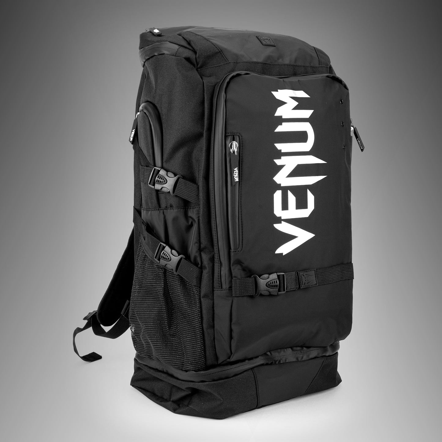 Venum Challenger Xtrem Evo バックパック- ブラック/ホワイト