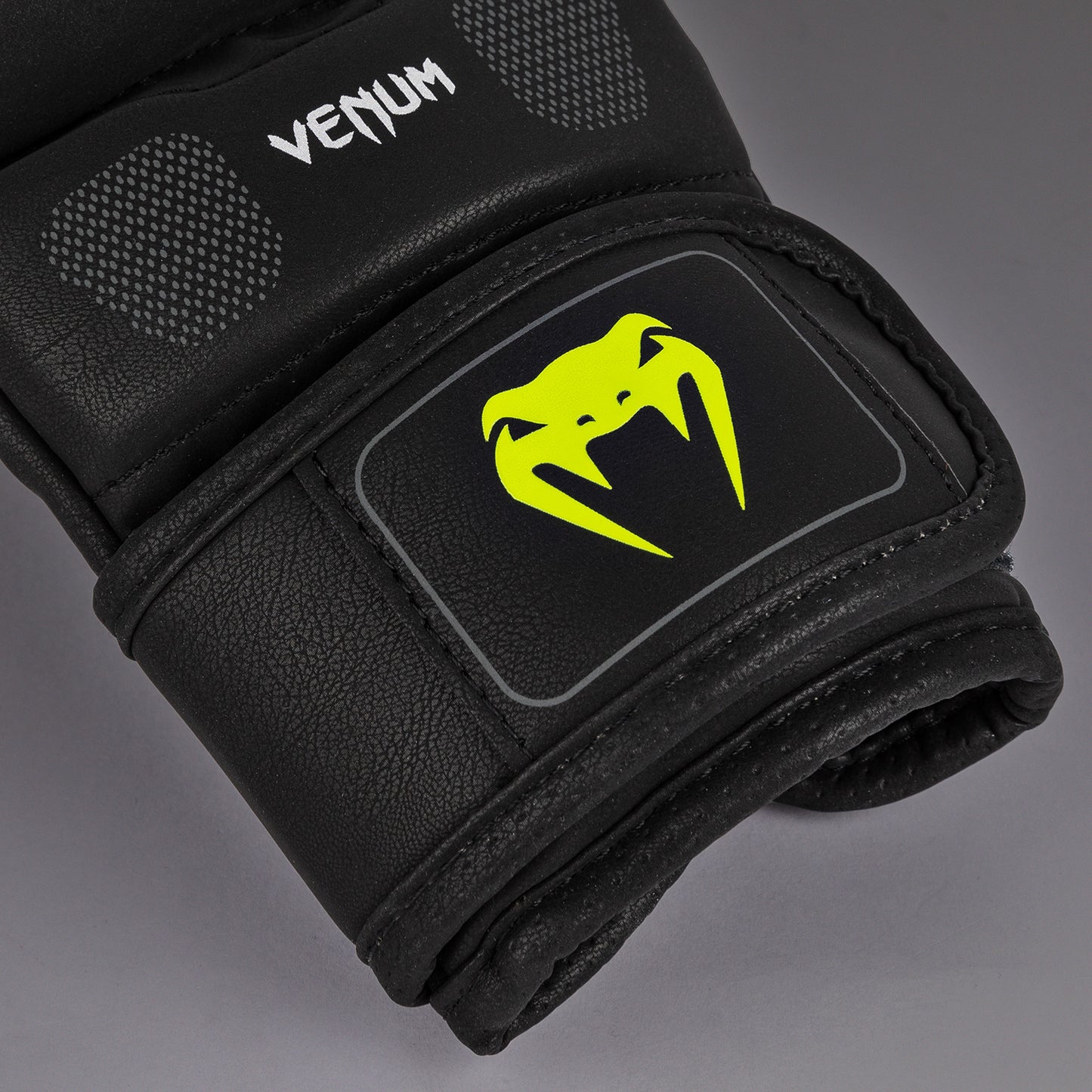 Venum Training Camp 4.0 MMAスパーリンググローブ - ブラック/ネオングリーン