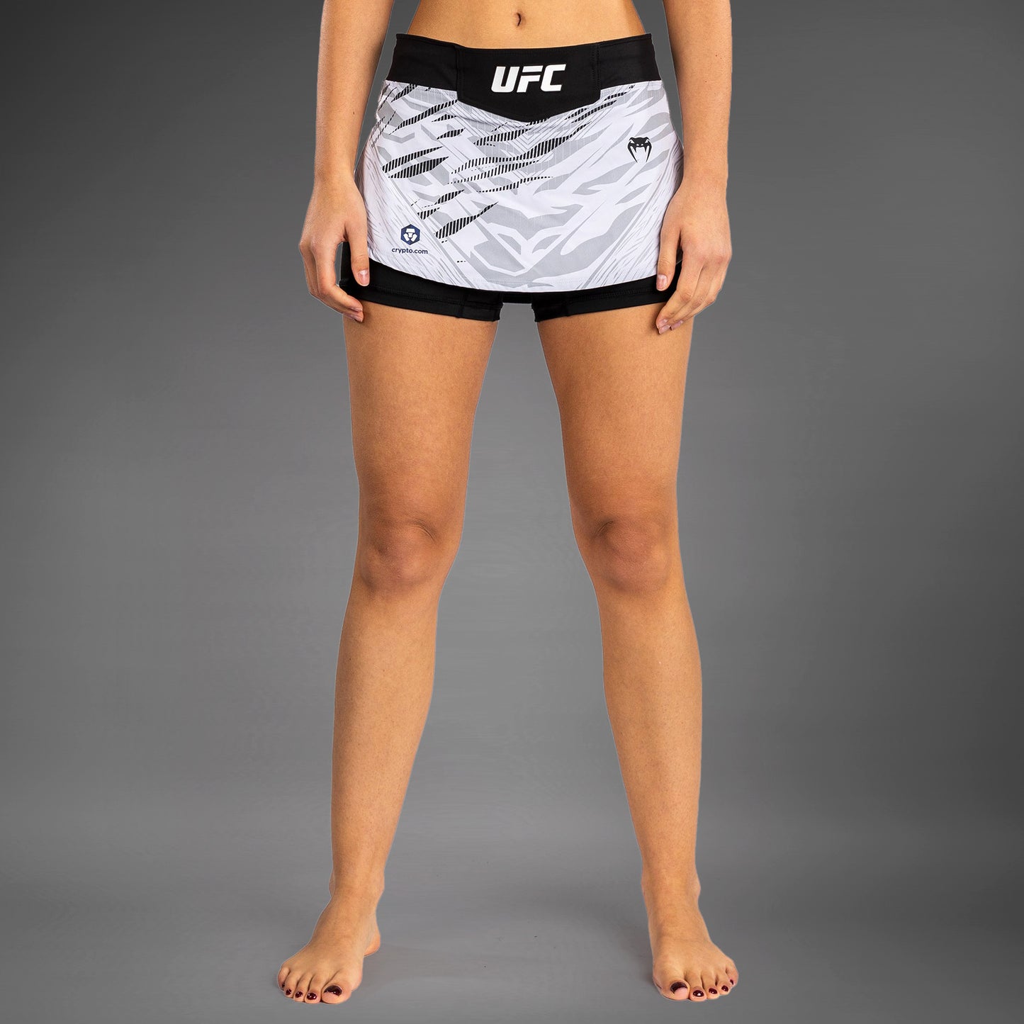 UFC Fusion by Venum Authentic Fight Night ショートスカート（女性用） - ホワイト
