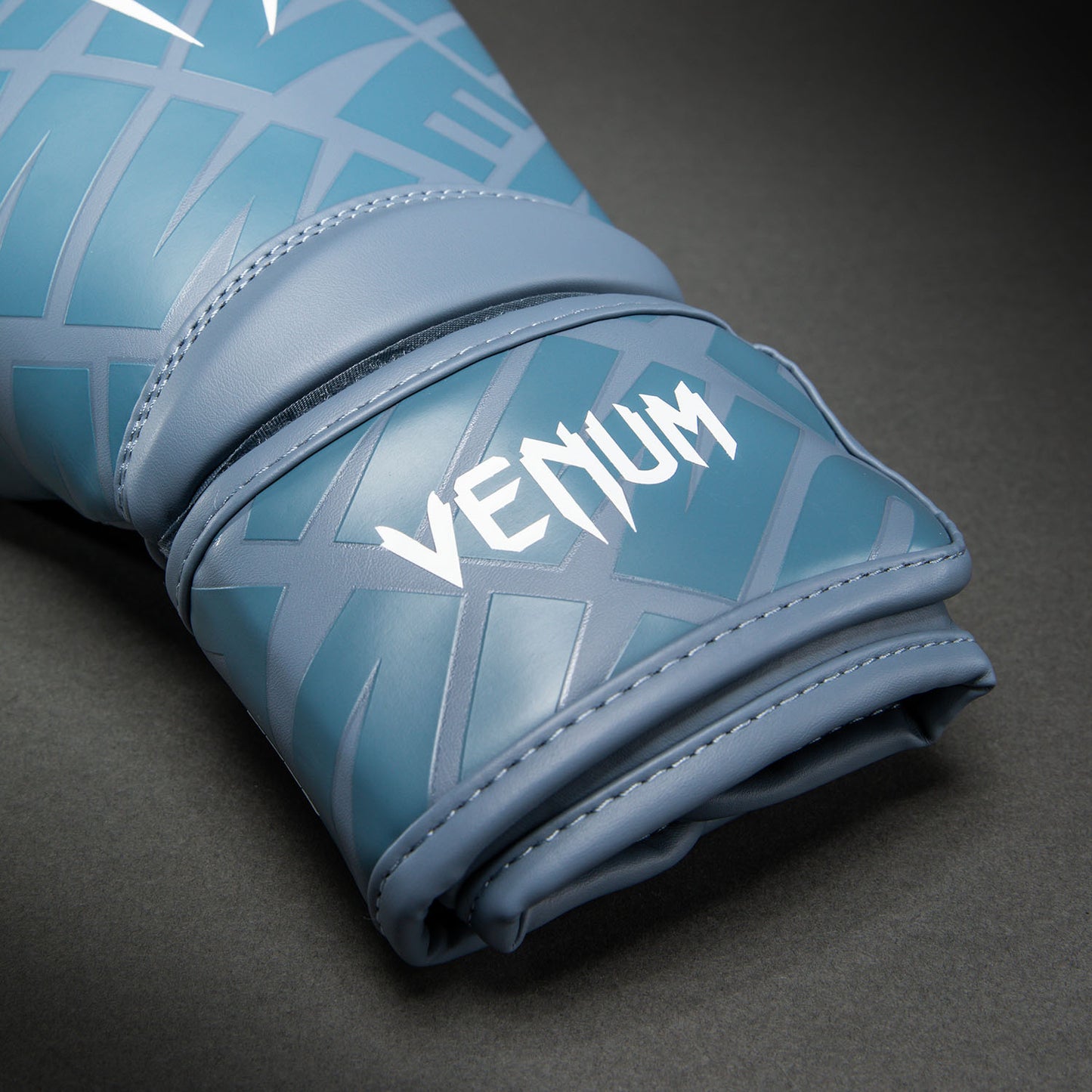 Venum Contender 1.5 XT 3D ボクシンググローブ – ストームブルー