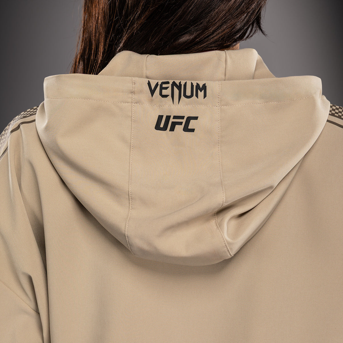 Venum UFC Unity by Venum Authentic Fight Week ウィメンズ ジップフーディー - サンド