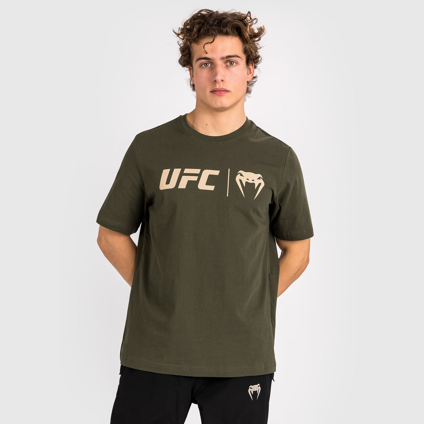UFC Venum Classic Tシャツ - カーキ/ブロンズ