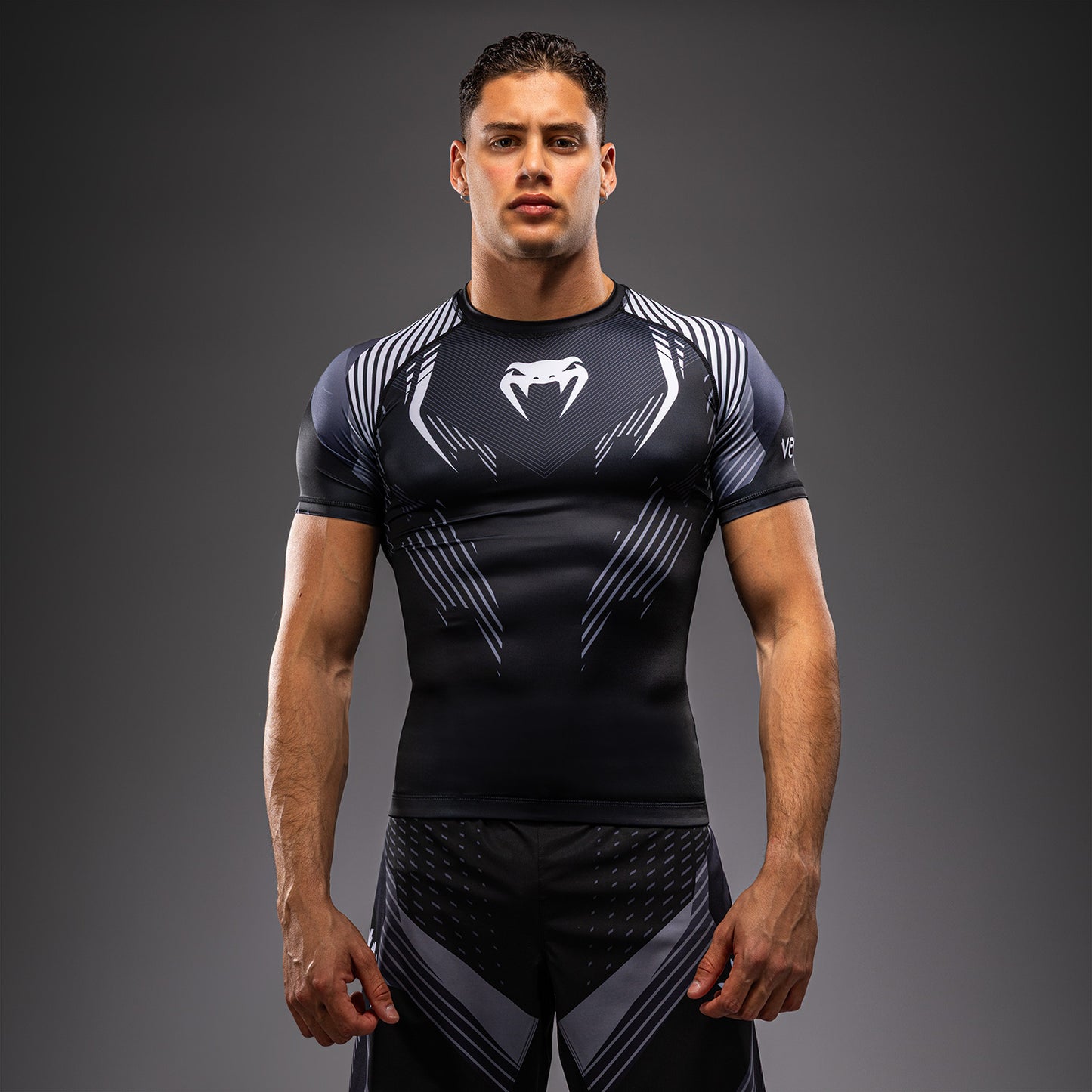 Venum No-Gi 6.0 半袖ラッシュガード ブラック/ホワイト