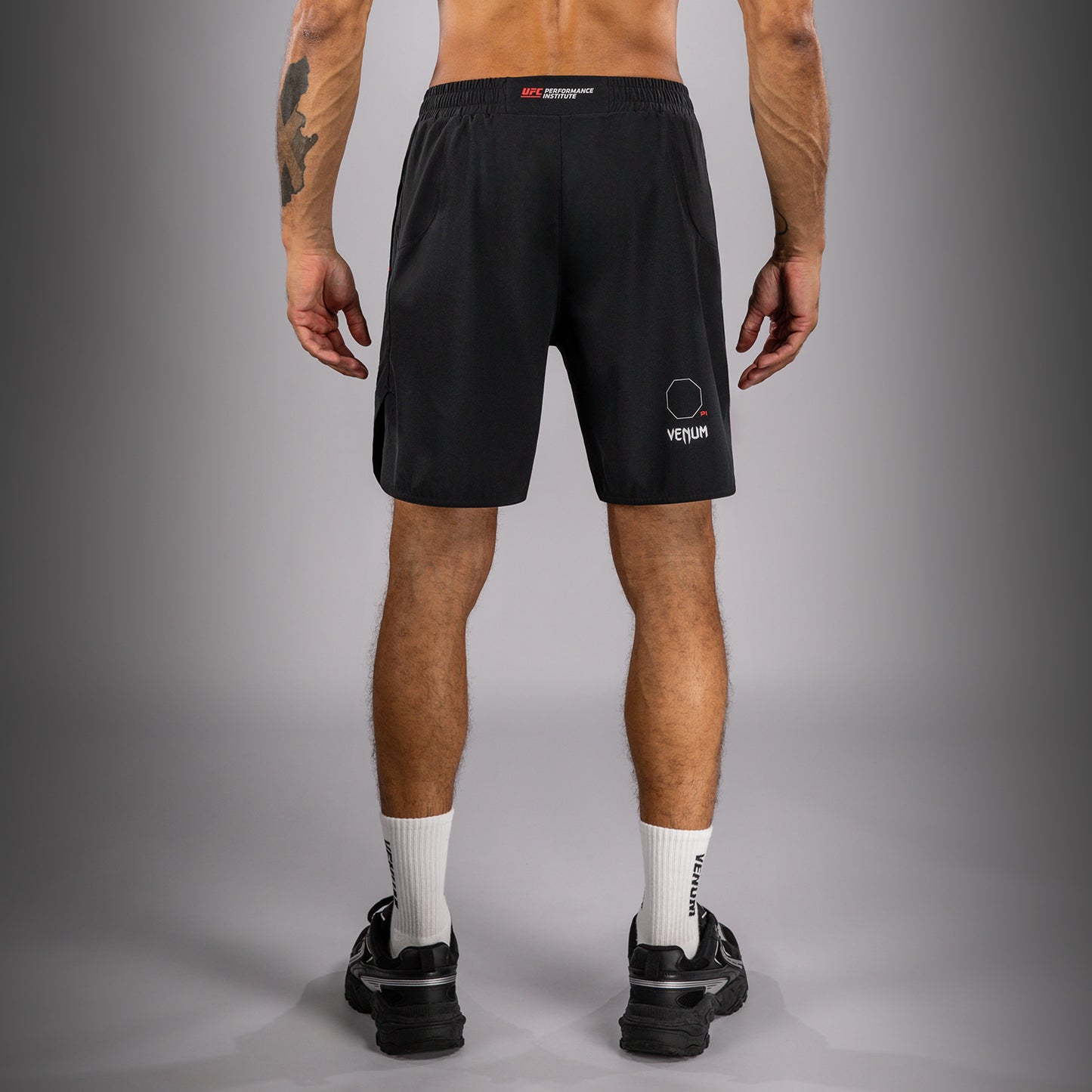 Venum UFC PI 3.0 トレーニングショーツ – ブラック