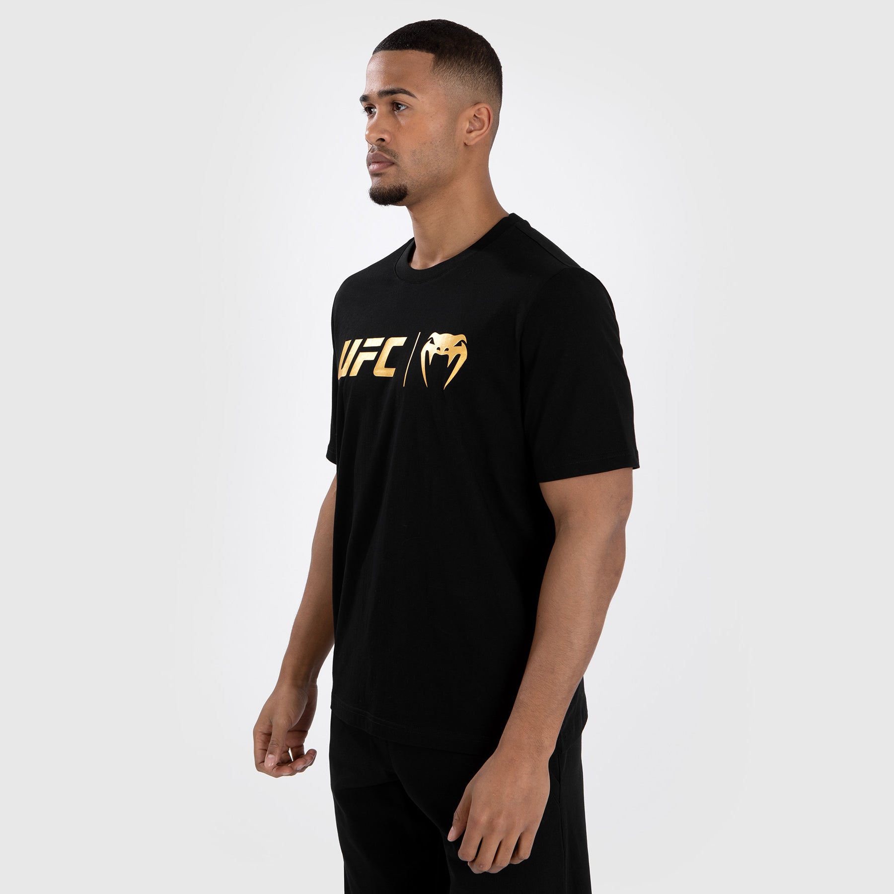 UFC×VENUM ファイトウィーク Tシャツ ブラック×ゴールド Mサイズ 3ccf4146d6830a339e74e66a63aee4