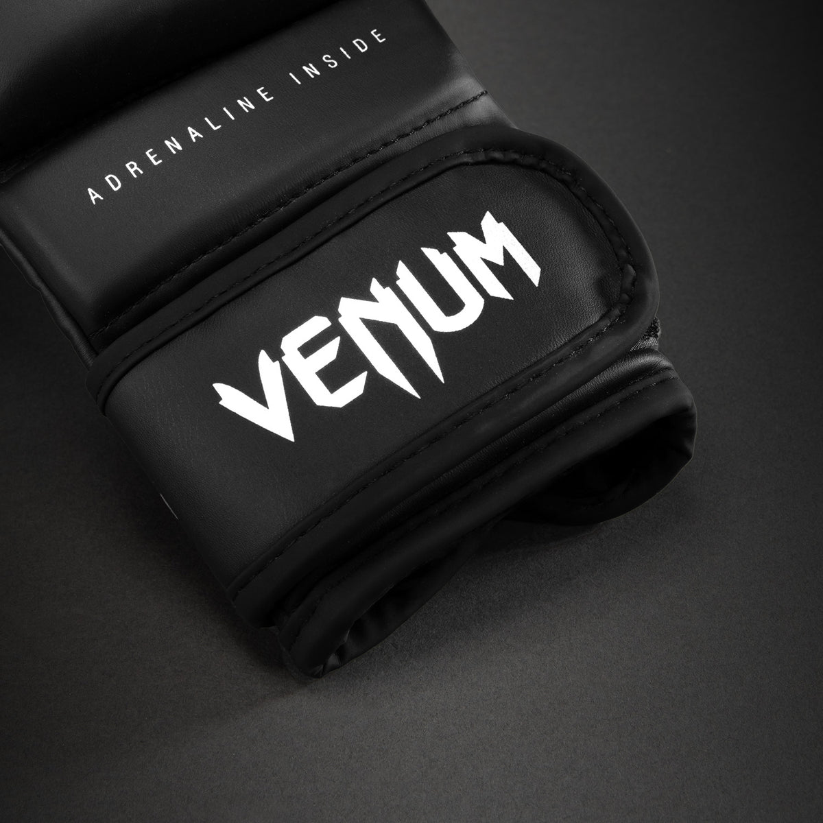 Venum Contender 1.5 スパーリンググローブ - ブラック/ホワイト