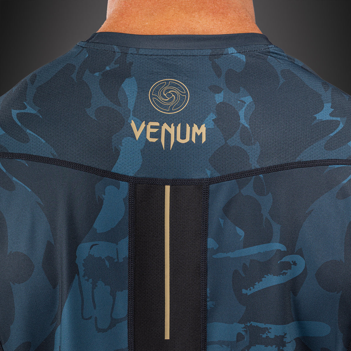 Jujutsu Kaisen x Venum Fushiguro ドライテックTシャツ – オーシャングリーン