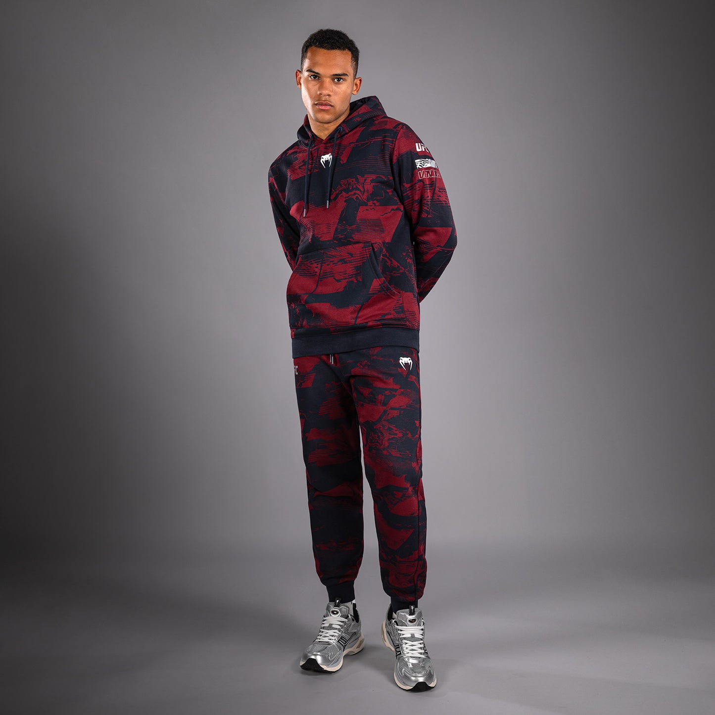 UFC Zenith by Venum Authentic Fight Week プルオーバーパーカー メンズ - ネイビーブルー/バーガンディ/シルバー