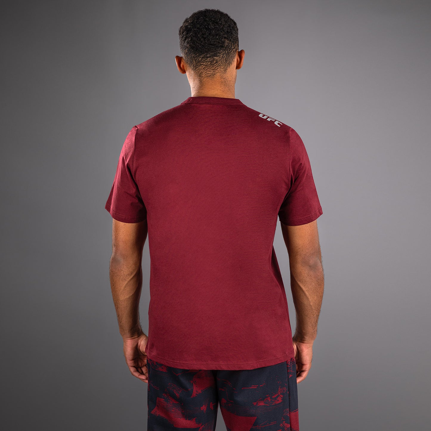 UFC Zenith by Venum Authentic Fight Week 半袖Tシャツ メンズ - バーガンディ