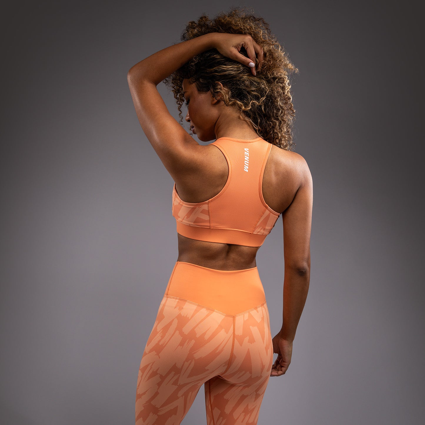 Venum Graffiti 女性用スポーツブラ - ベルベットアプリコット