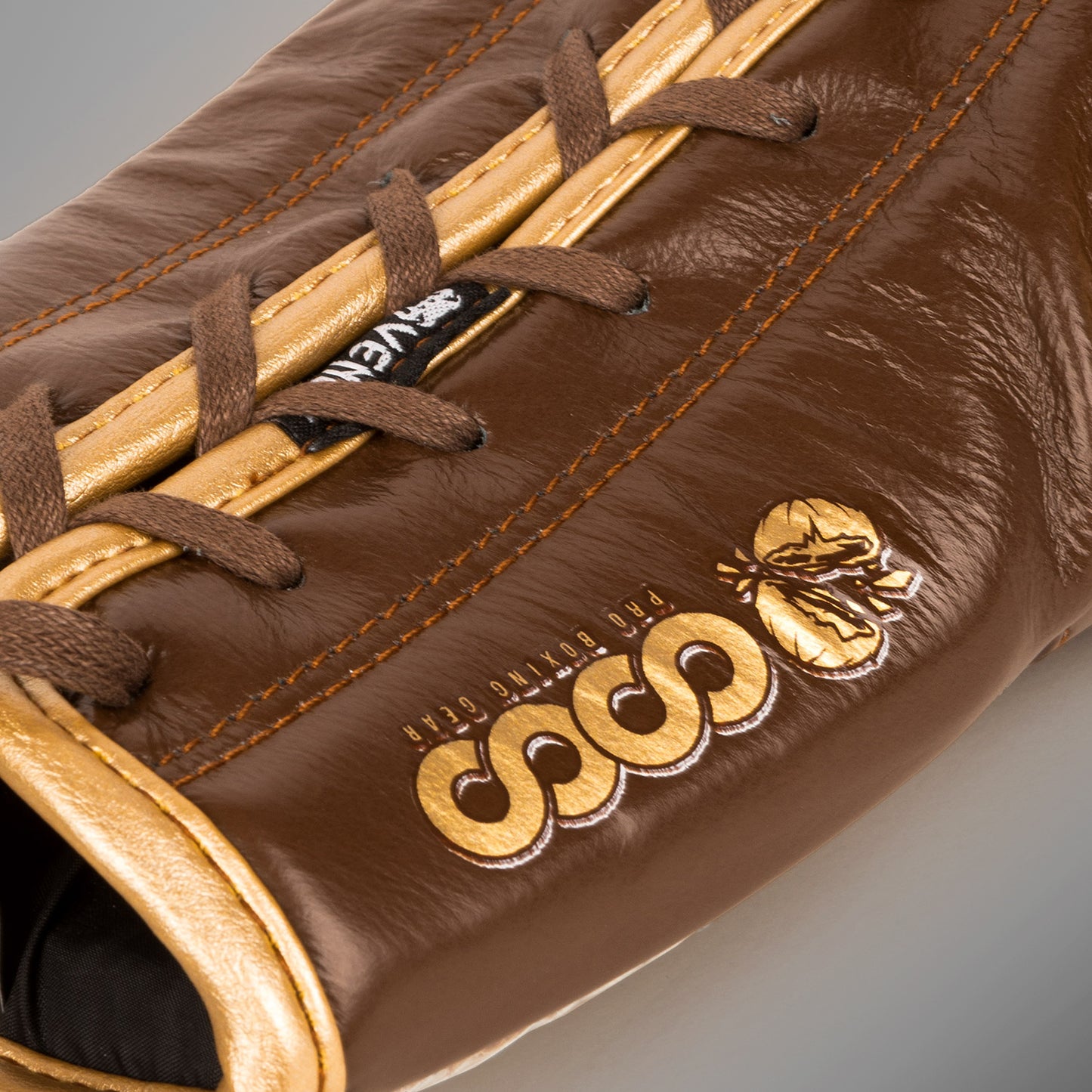 Venum Cocoモノグラムプロボクシンググローブ - グリズリーブラウン