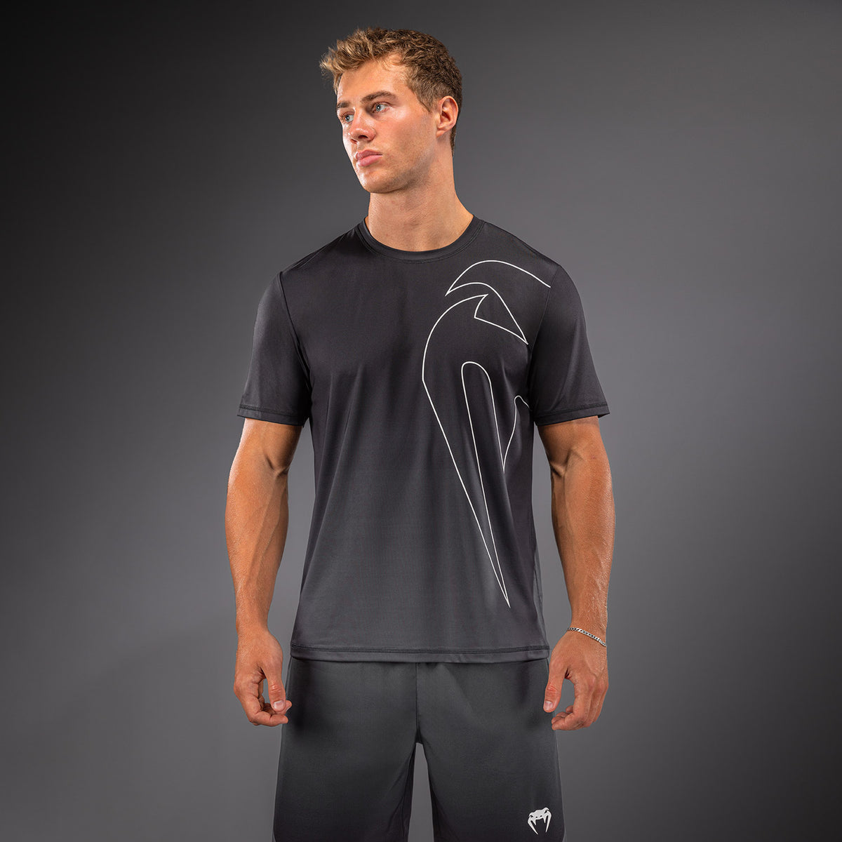 Venum Giant Shift ドライテックTシャツ - ブラック/グレー