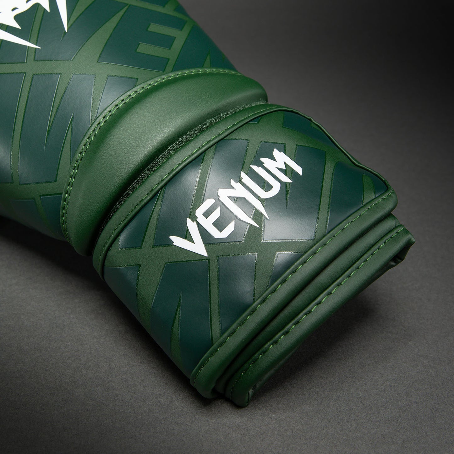 Venum Contender 1.5 XT 3D ボクシンググローブ – フォレストグリーン