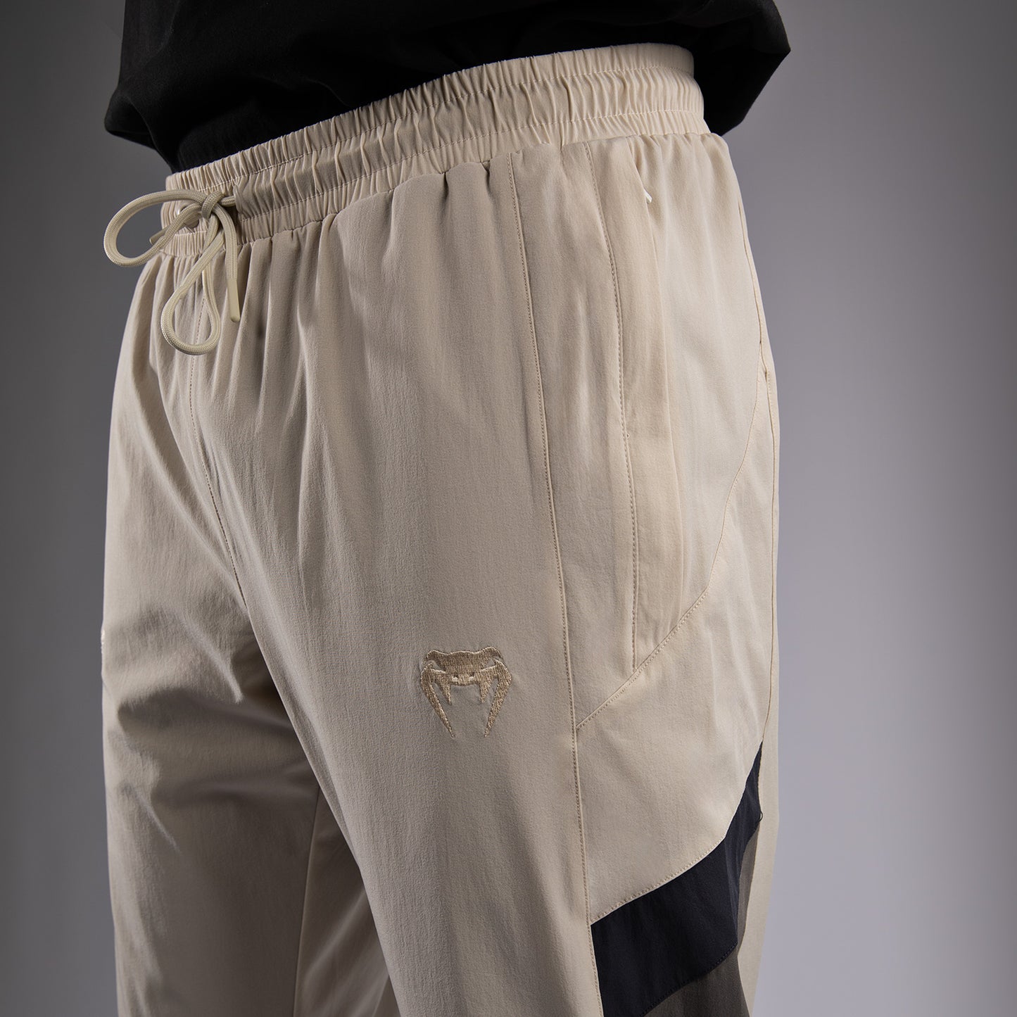 Venum x DTR Fight Attack 90 トラックスーツパンツ - オフホワイト