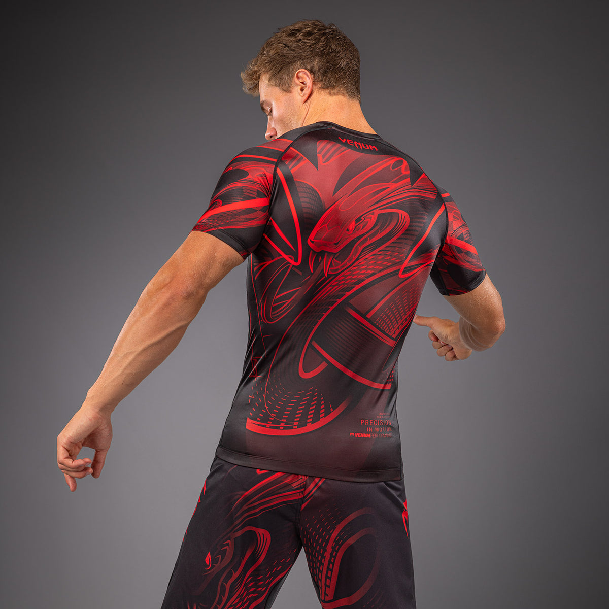 Venum Crimson Viper 2.0 半袖ラッシュガード - ブラック/レッド
