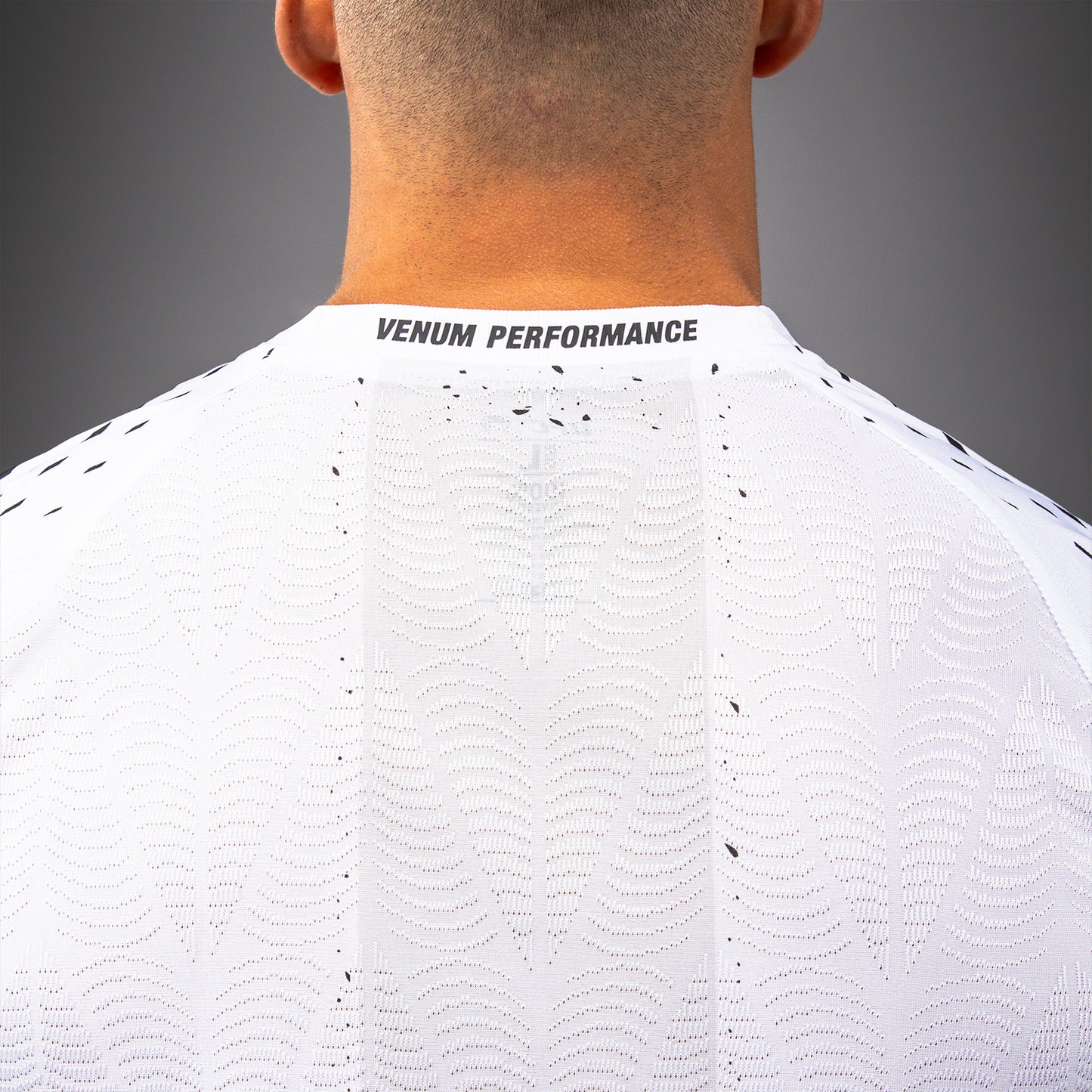 UFC Zenith by Venum Authentic Fight Night ウォークアウトジャージ オフィシャル メンズ - ホワイト